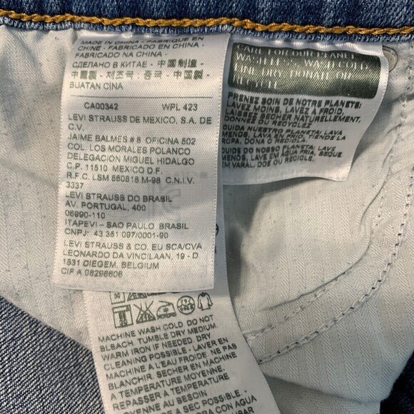 Levis Womens Size 34 Blue 415 Relaxed Bootcut Stretch Jeans - Picture 5 of 6